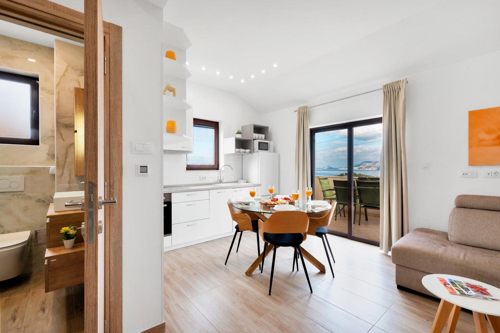 Penthouse With Panoramic View Apartment *