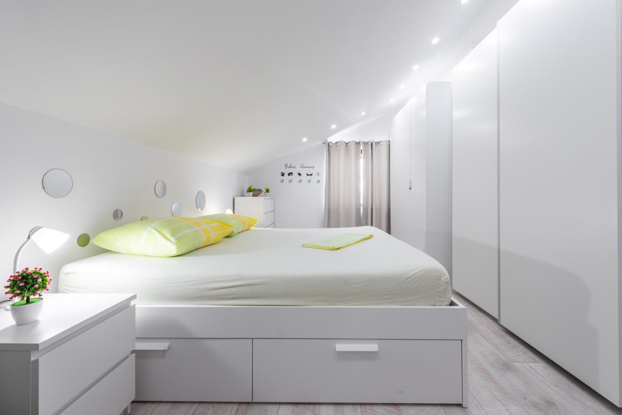 Penthouse With Panoramic View *