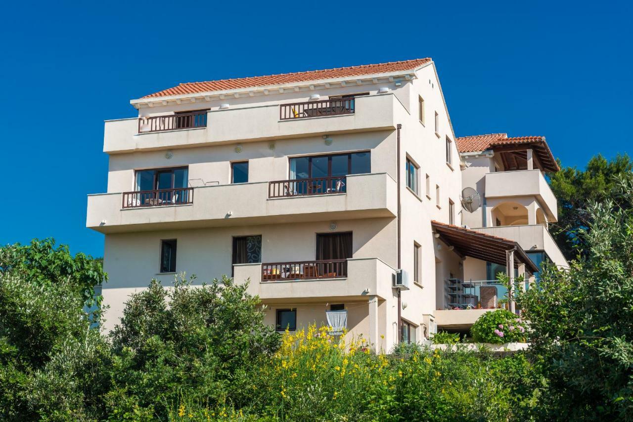 Penthouse With Panoramic View Apartment Cavtat